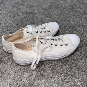White converse